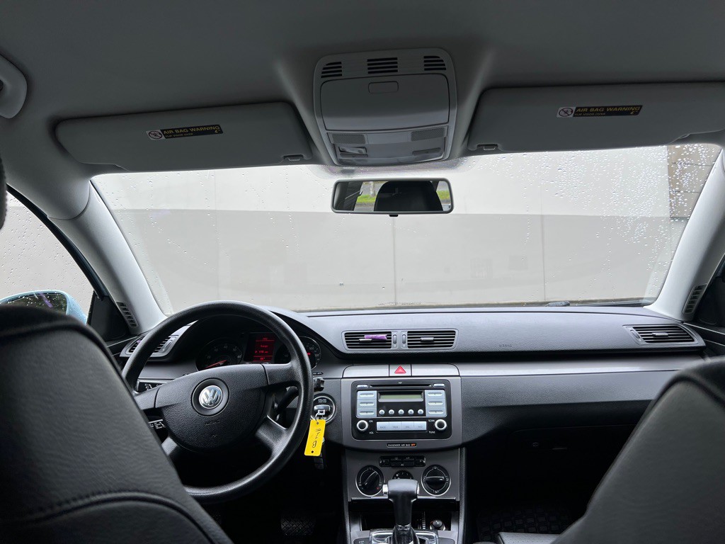 2008 Volkswagen Passat Image 11