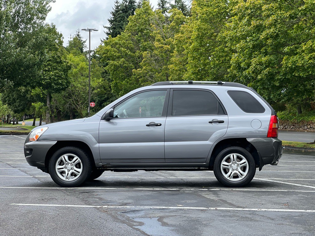 2008 Kia Sportage Image 2