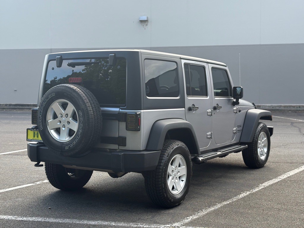 2014 Jeep Wrangler Unlimited Image 5
