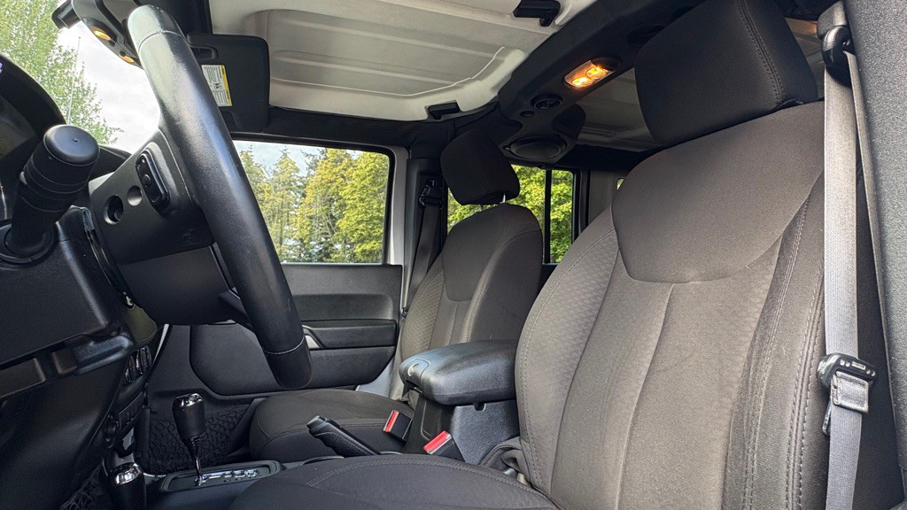 2014 Jeep Wrangler Unlimited Image 9