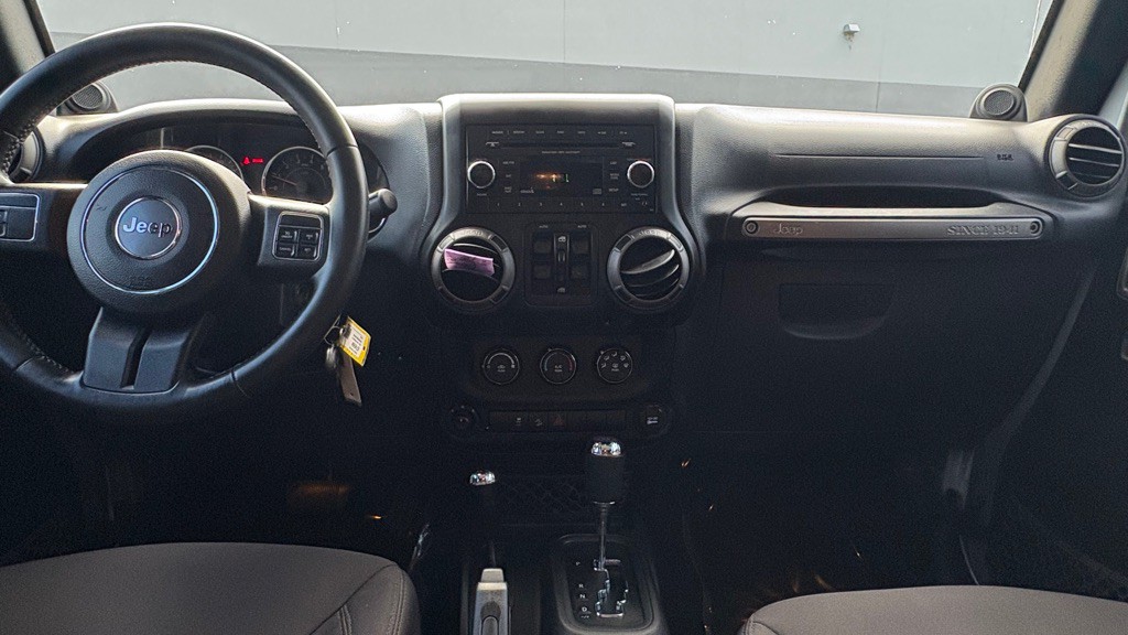 2014 Jeep Wrangler Unlimited Image 13