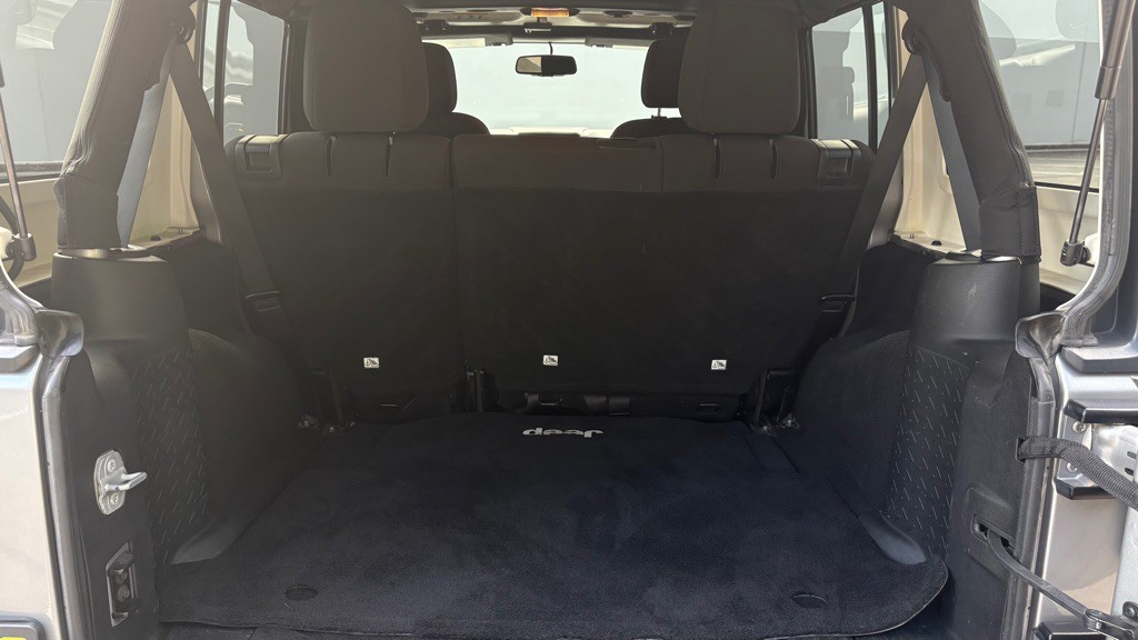2014 Jeep Wrangler Unlimited Image 16