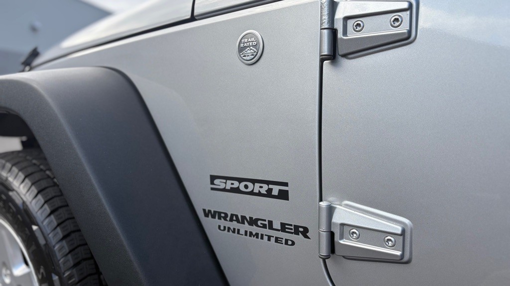 2014 Jeep Wrangler Unlimited Image 17