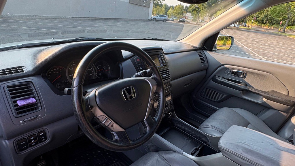 2005 Honda Pilot Image 10