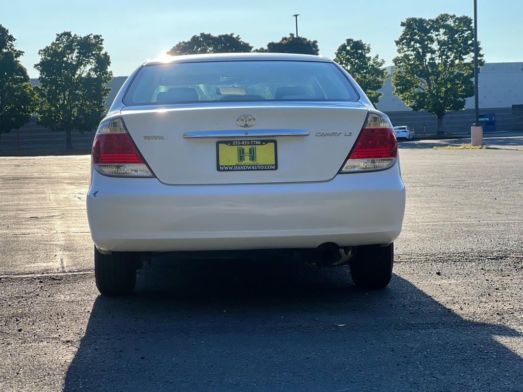 2005 Toyota Camry Image 4