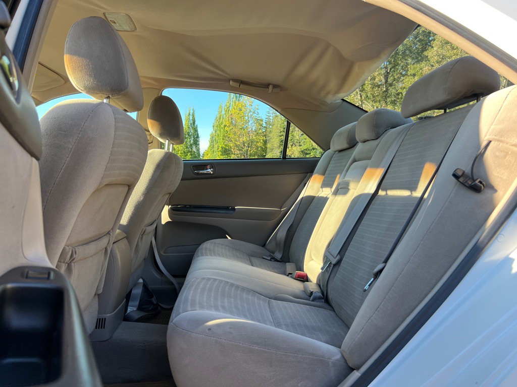2005 Toyota Camry Image 15