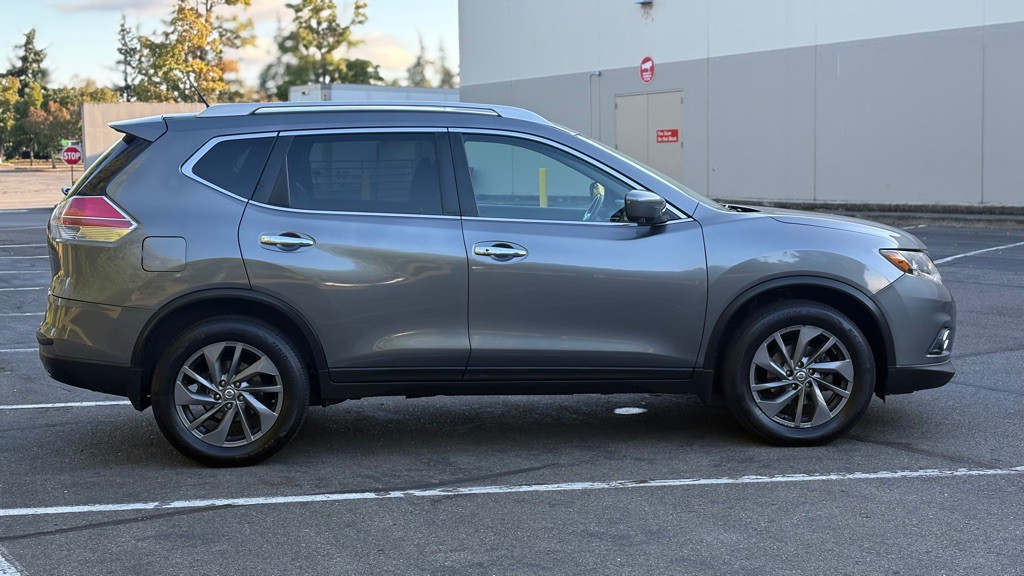 2016 Nissan Rogue Image 6