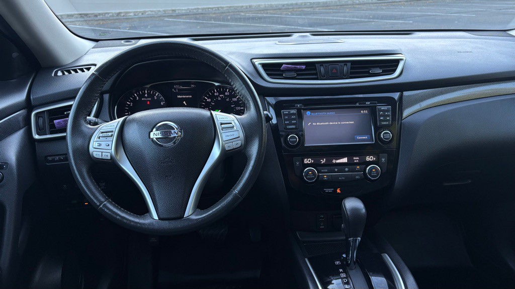 2016 Nissan Rogue Image 11