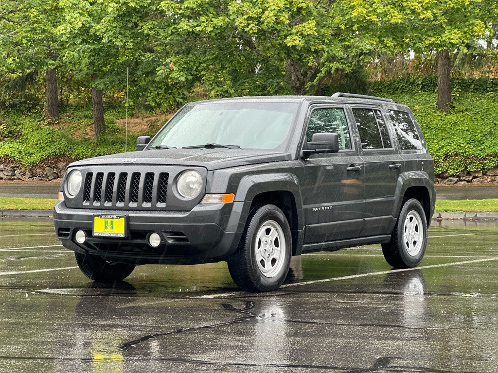 2011 Jeep Patriot Image 1