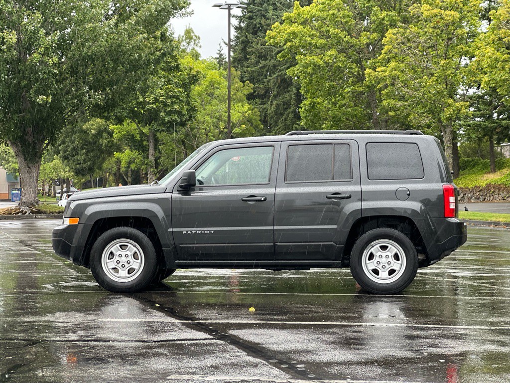 2011 Jeep Patriot Image 2