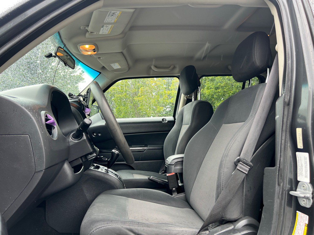 2011 Jeep Patriot Image 9