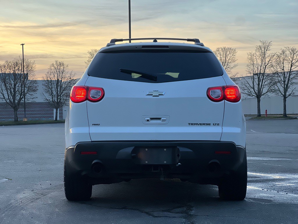 2012 Chevrolet Traverse Image 4