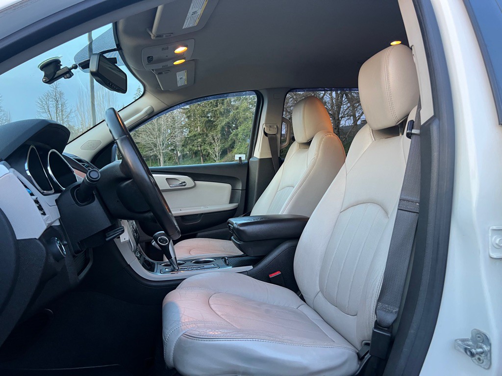 2012 Chevrolet Traverse Image 9