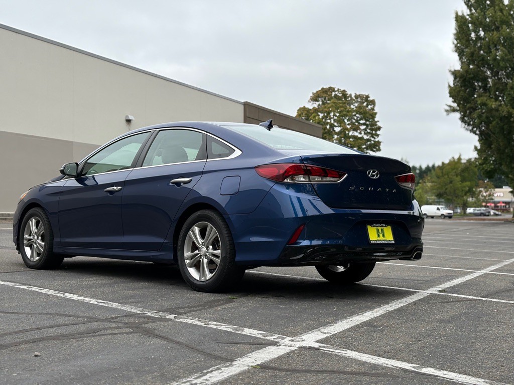 2018 Hyundai Sonata Image 3