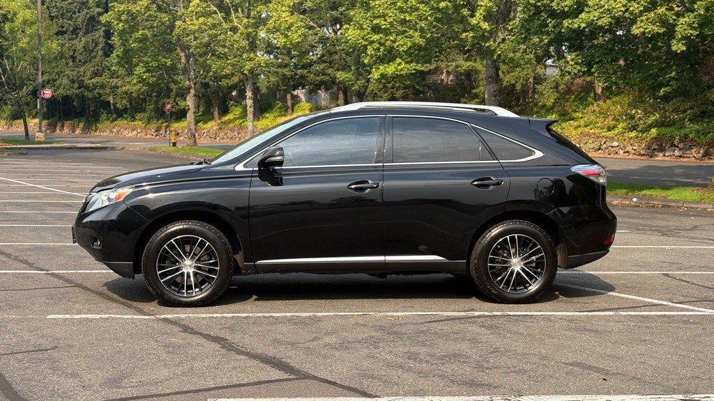 2010 Lexus RX Image 2