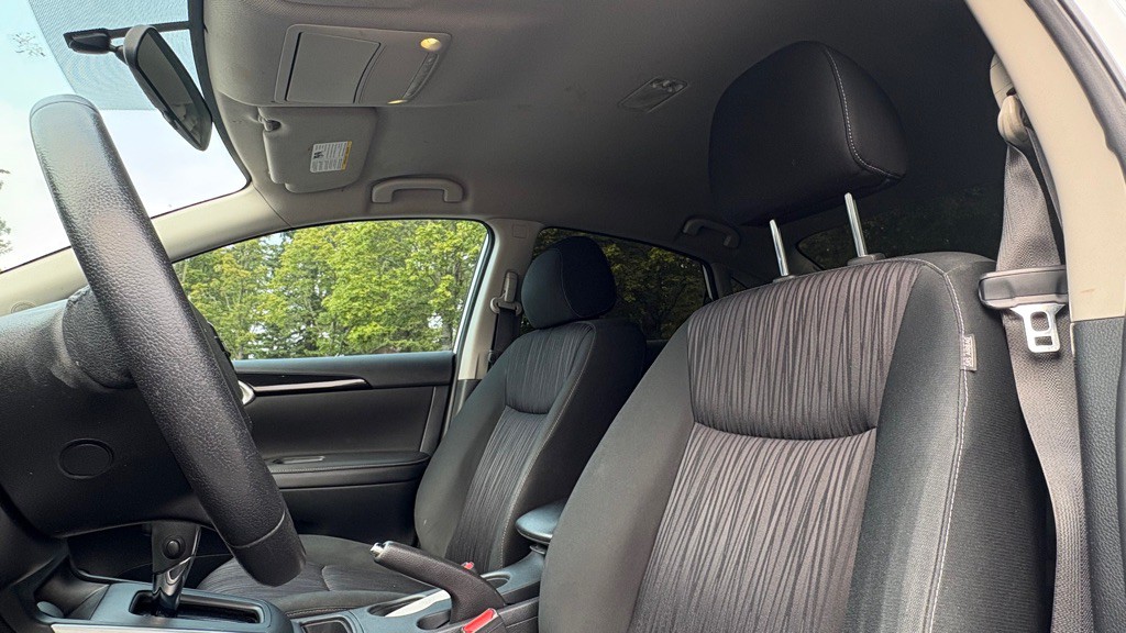 2019 Nissan Sentra Image 9