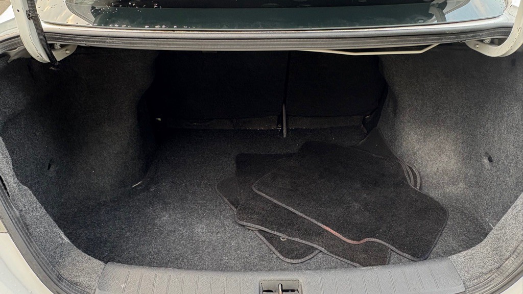 2019 Nissan Sentra Image 18