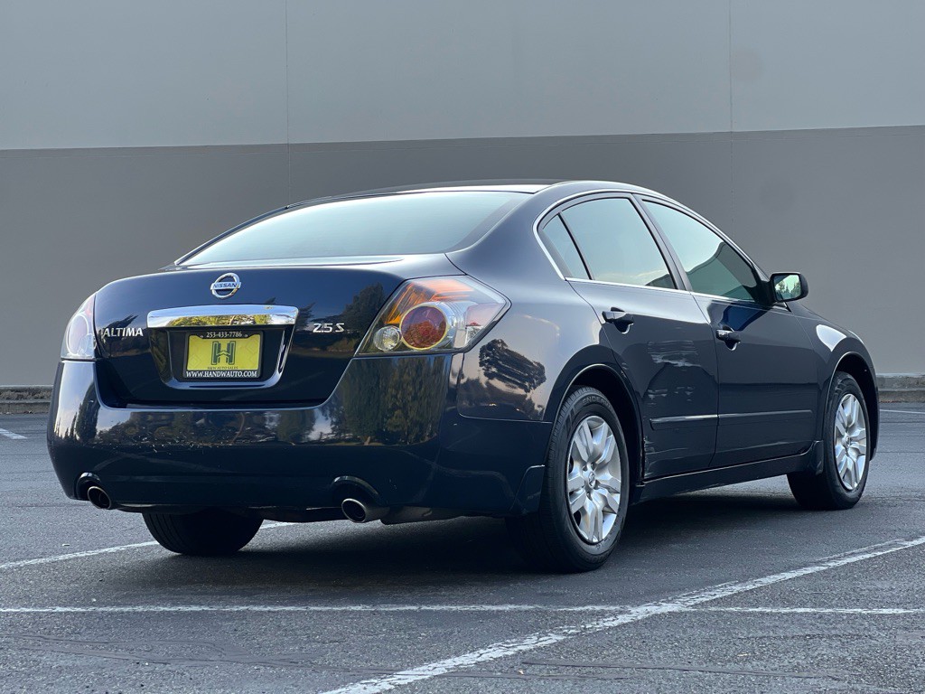 2010 Nissan Altima Image 5