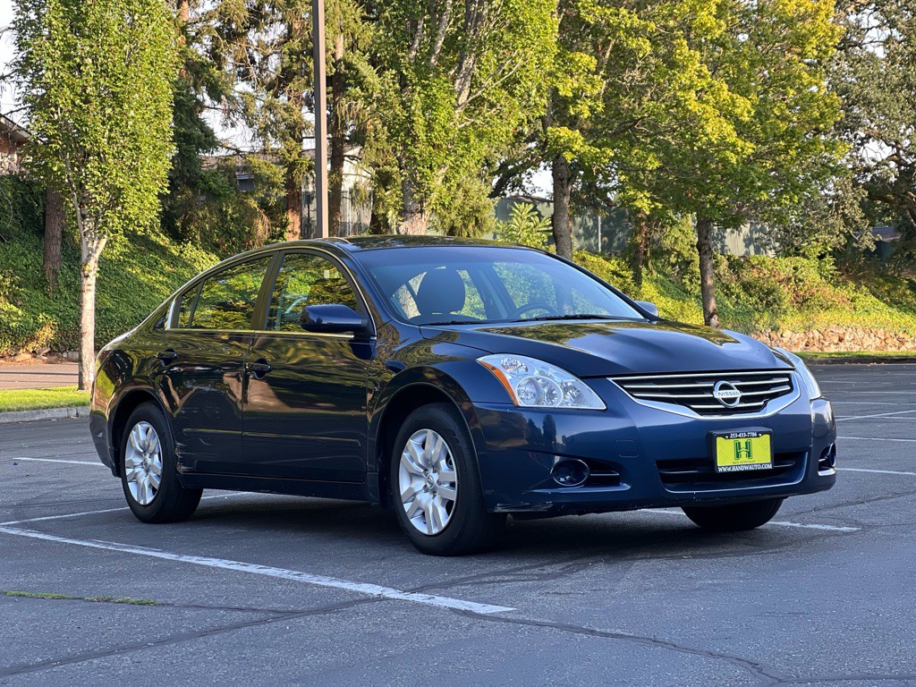 2010 Nissan Altima Image 7