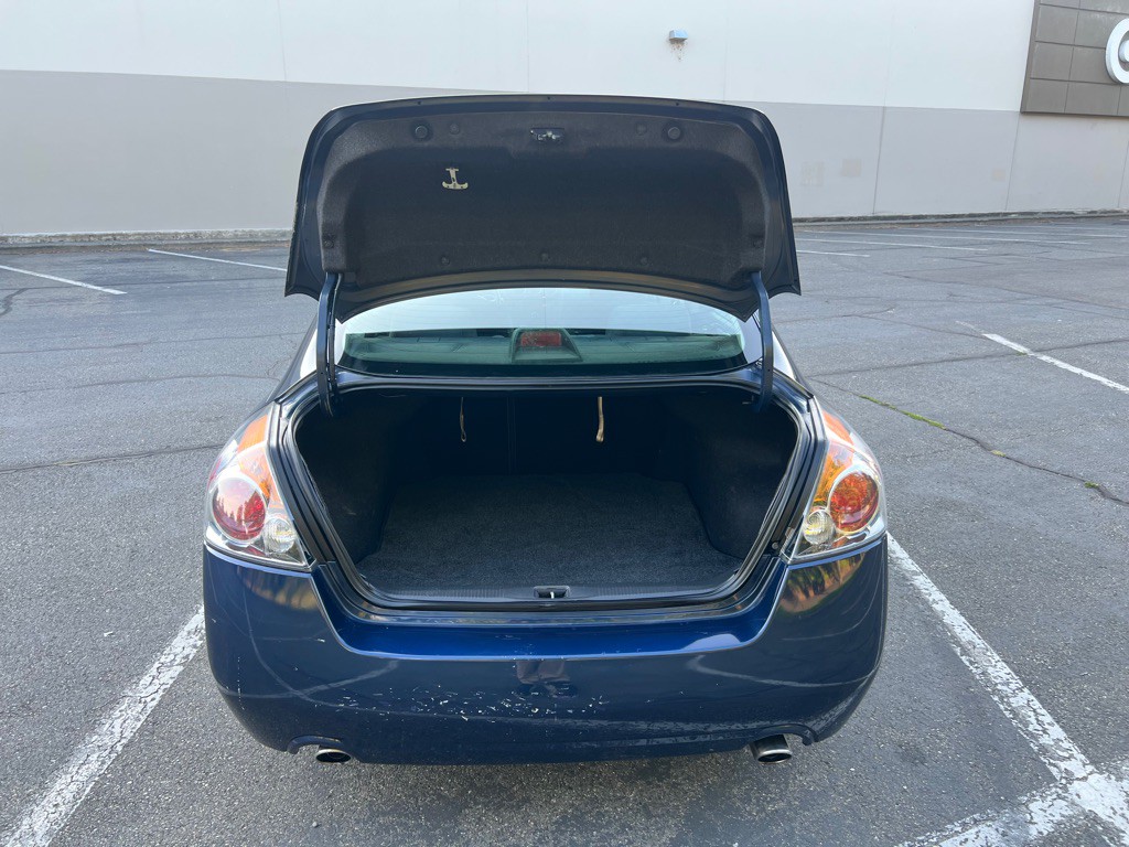 2010 Nissan Altima Image 15