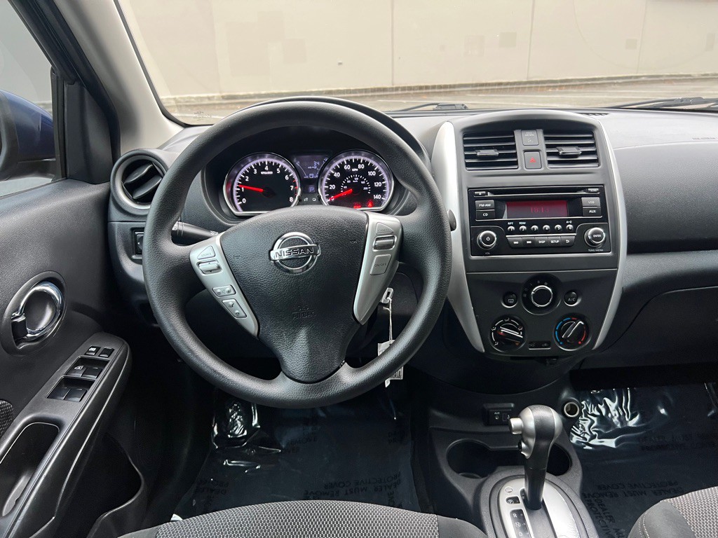 2018 Nissan Versa Image 12
