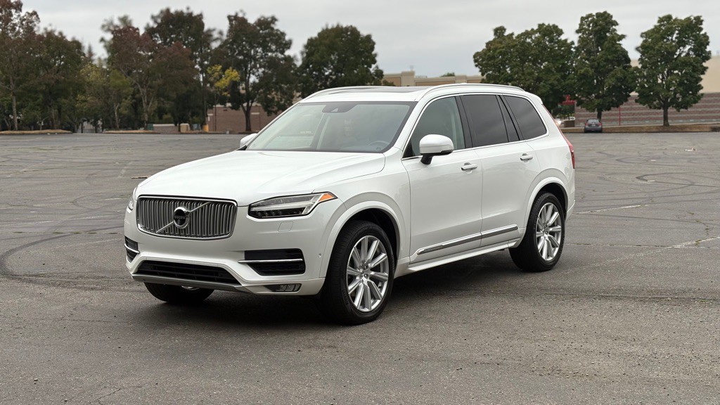 2016 Volvo XC90 Image 1