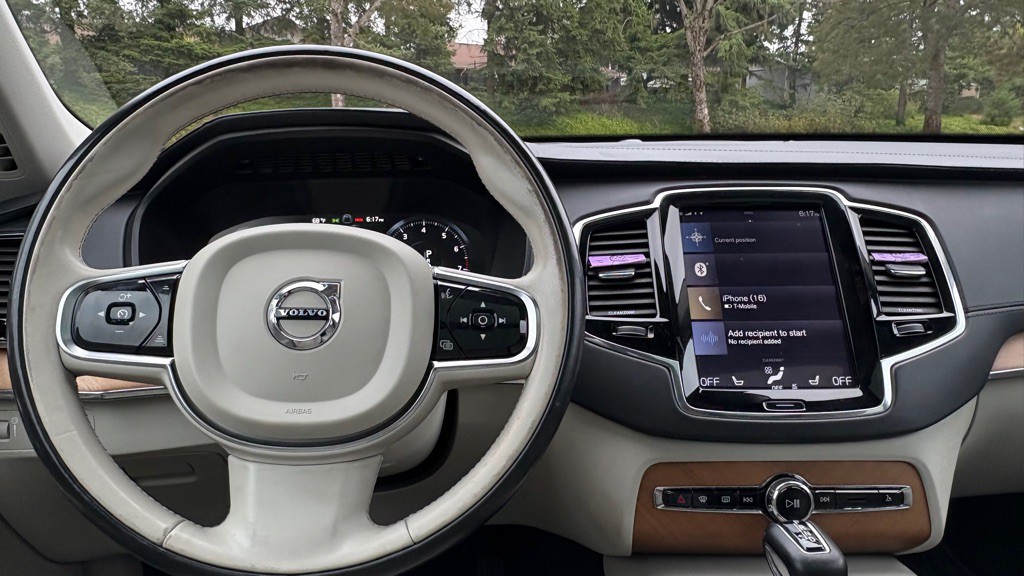 2016 Volvo XC90 Image 12