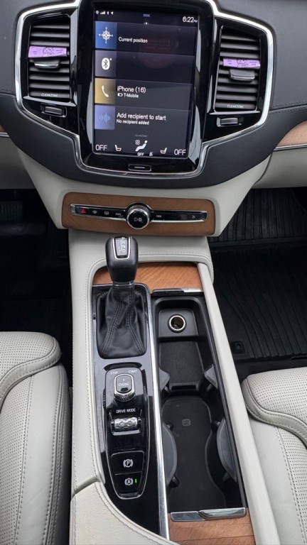 2016 Volvo XC90 Image 14