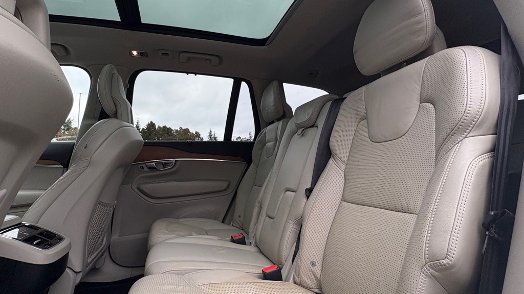 2016 Volvo XC90 Image 15