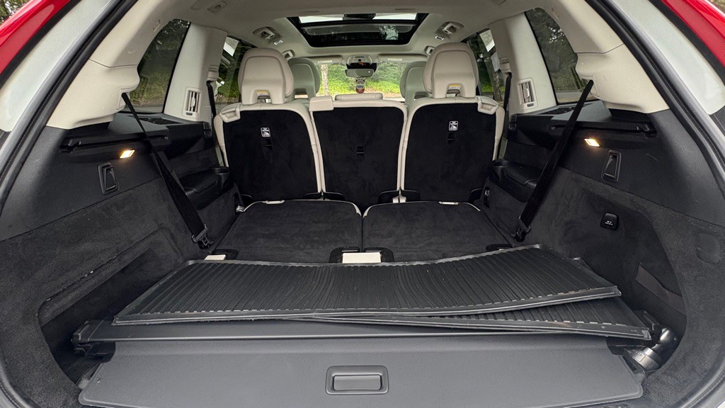 2016 Volvo XC90 Image 18
