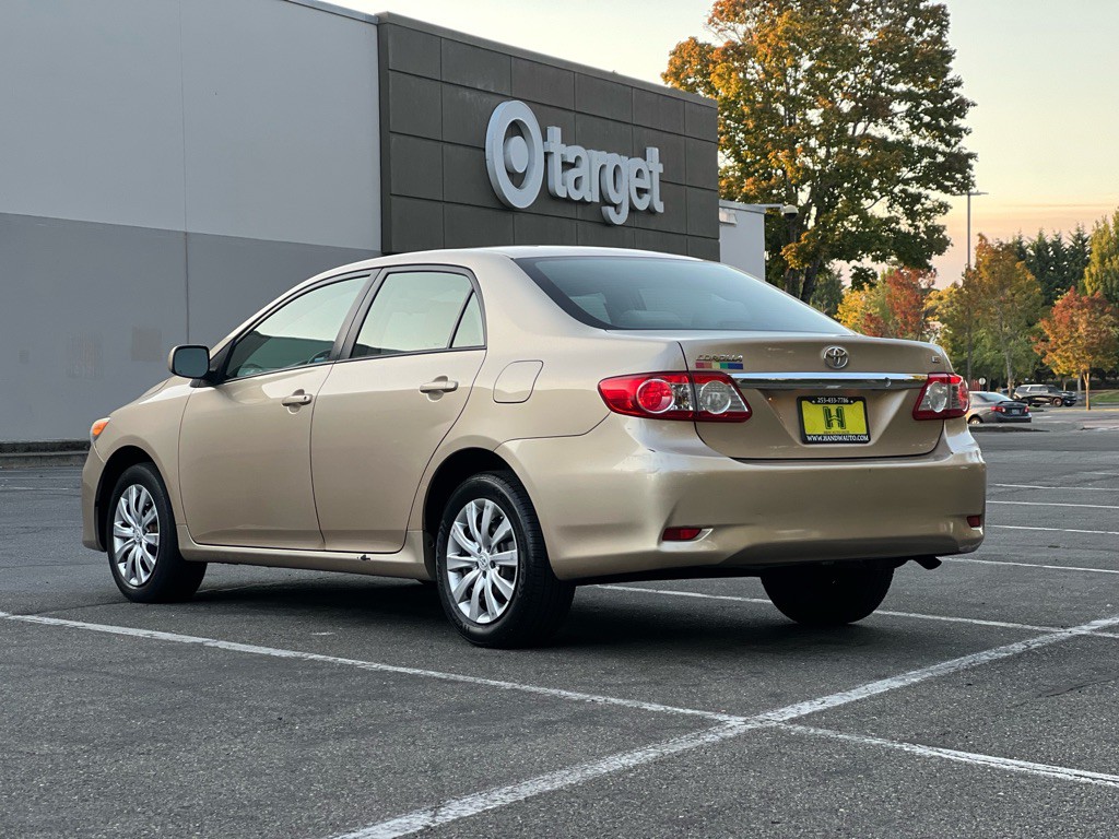 2012 Toyota Corolla Image 3