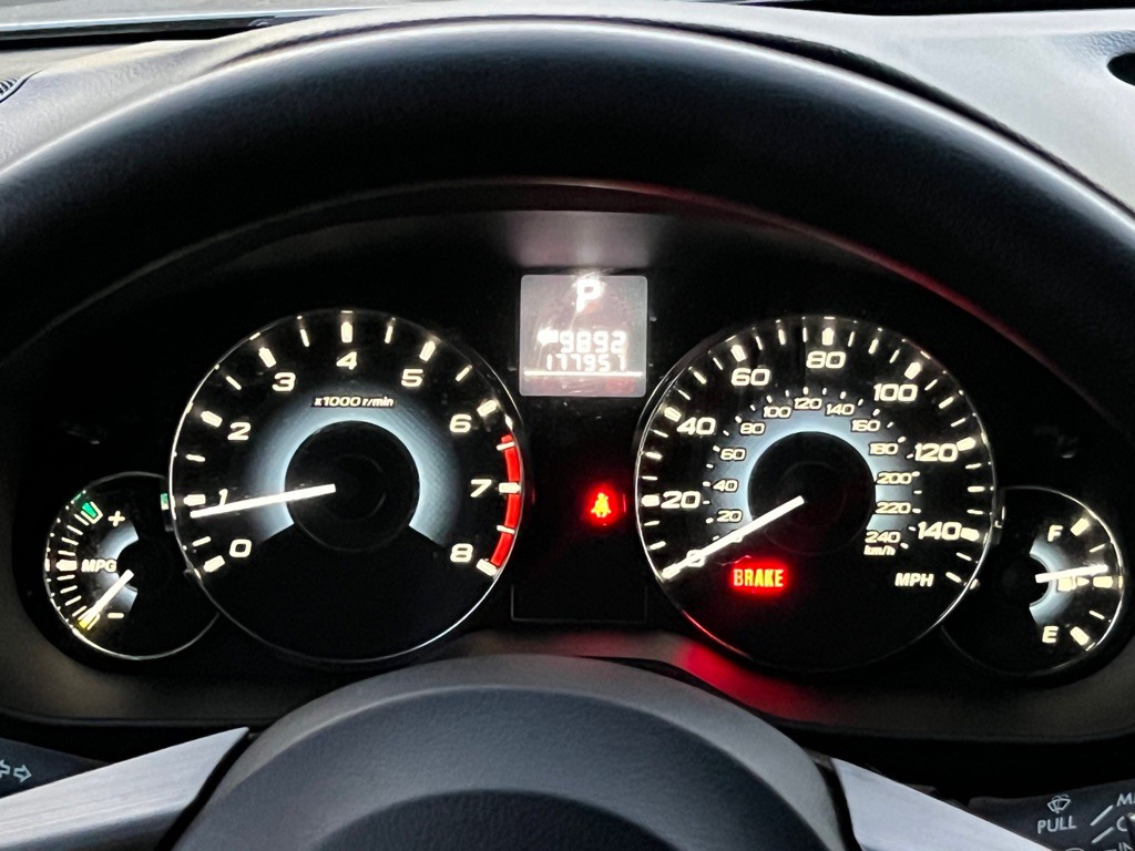 2010 Subaru Outback Image 13