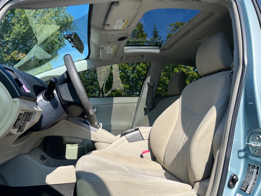 2013 Toyota Prius Image 9