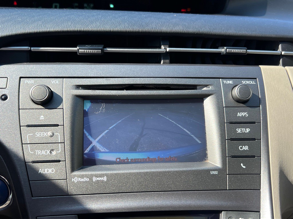 2013 Toyota Prius Image 14