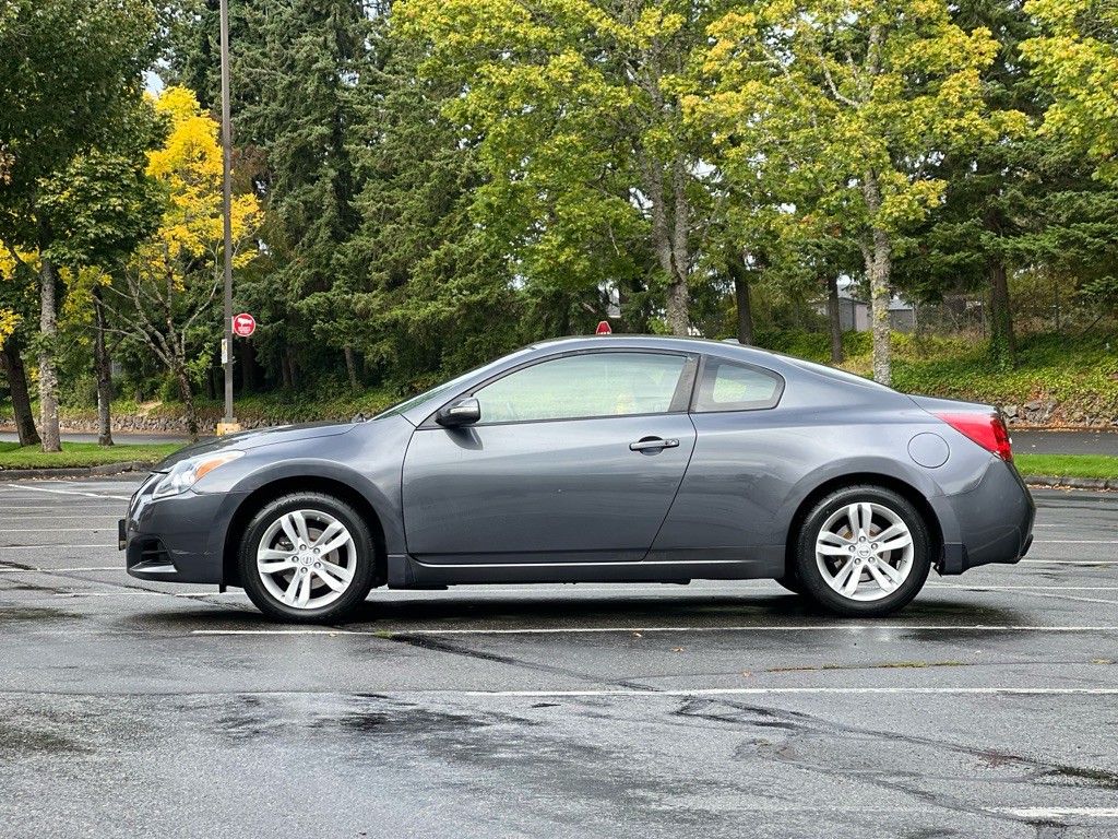 2013 Nissan Altima Image 2