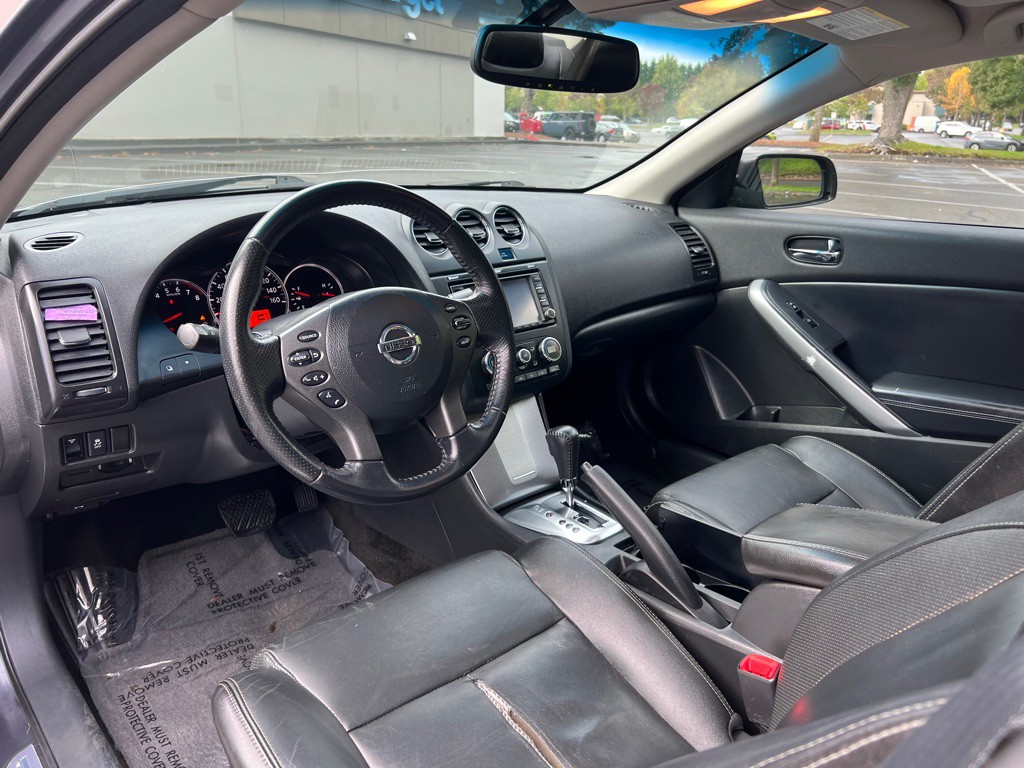 2013 Nissan Altima Image 10