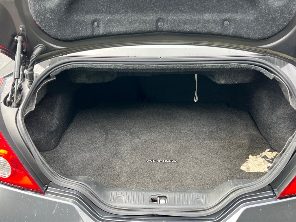 2013 Nissan Altima Image 16