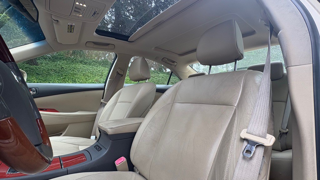 2007 Lexus ES Image 9