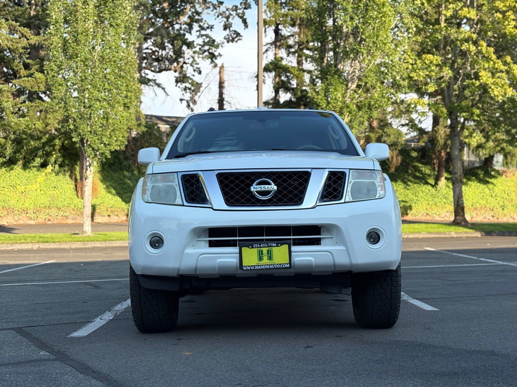 2011 Nissan Pathfinder Image 8