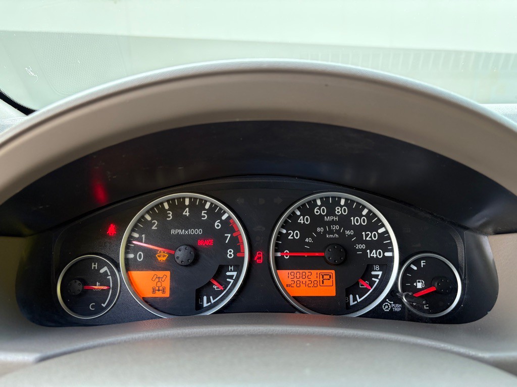 2011 Nissan Pathfinder Image 13