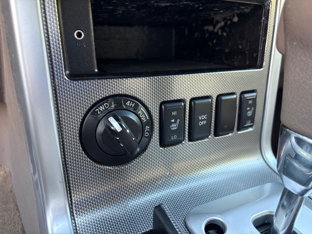 2011 Nissan Pathfinder Image 14