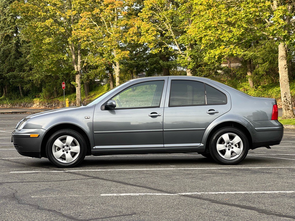 2003 Volkswagen Jetta Image 2
