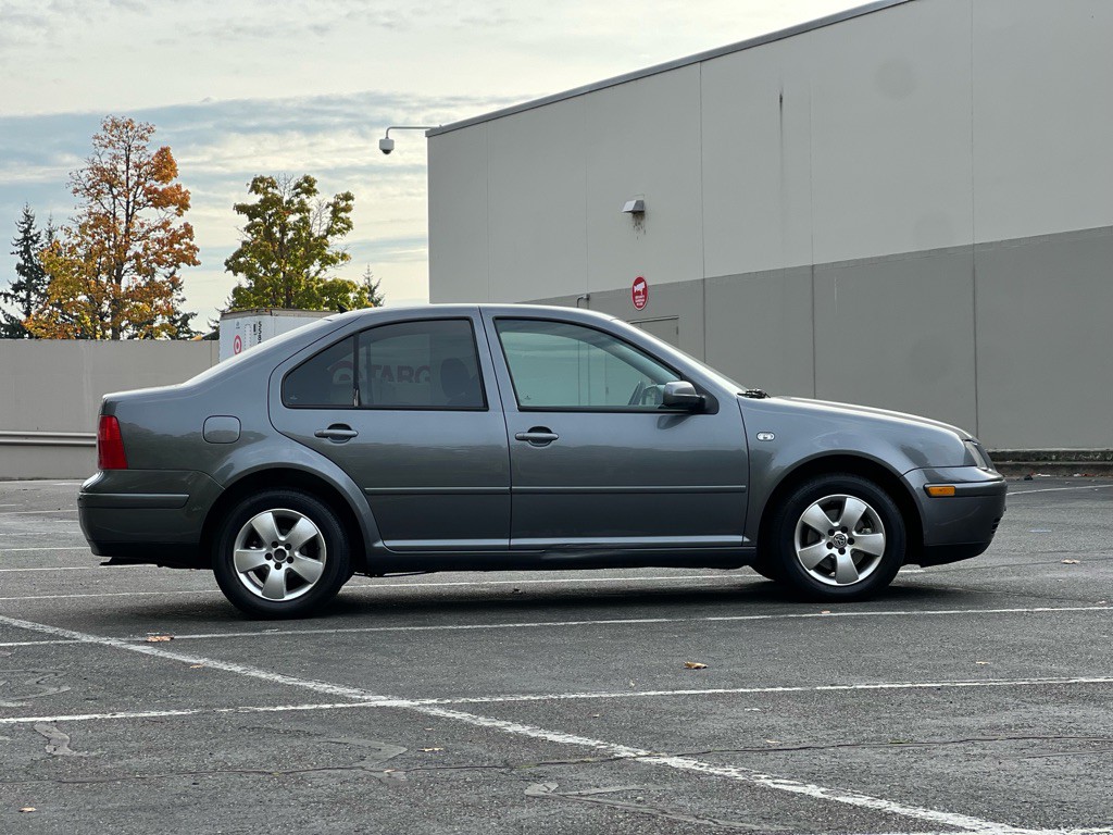 2003 Volkswagen Jetta Image 6