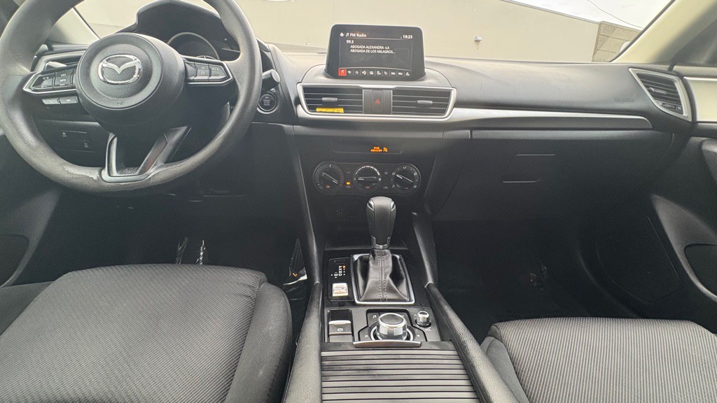 2017 Mazda Mazda3 Image 14