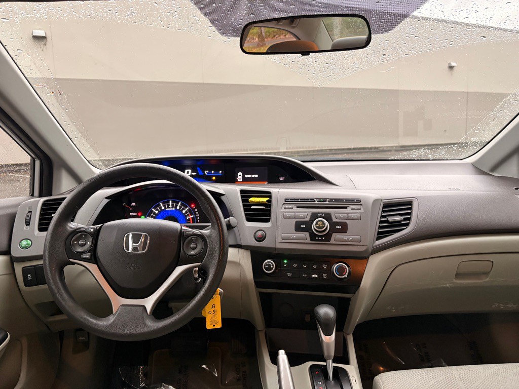 2012 Honda Civic Image 11