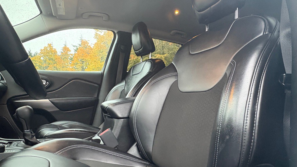 2019 Jeep Cherokee Image 9