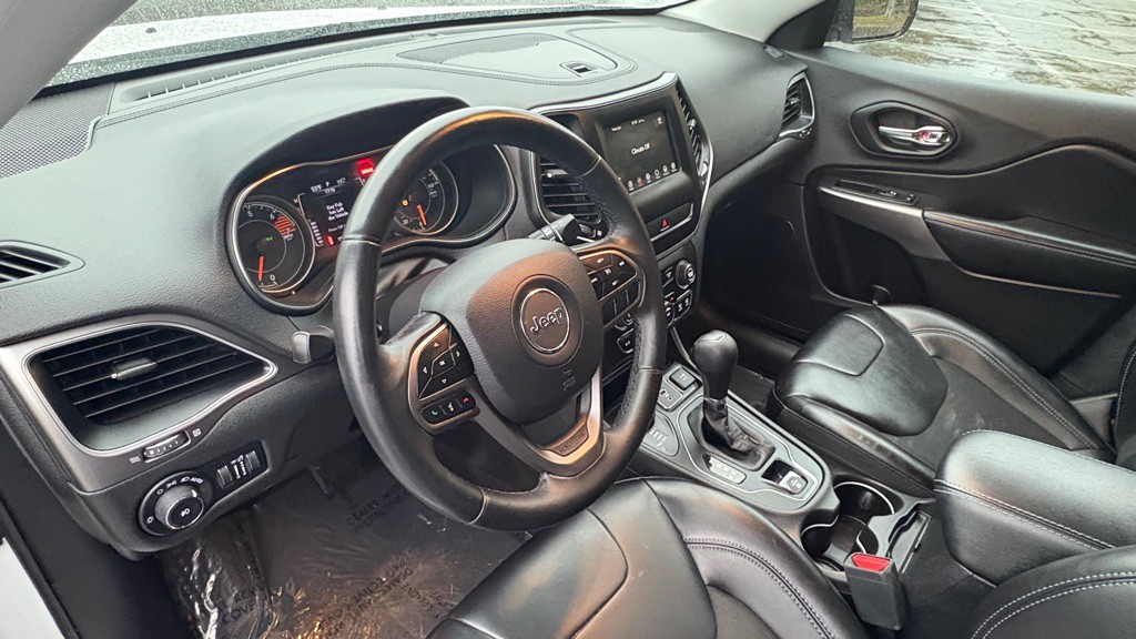 2019 Jeep Cherokee Image 10