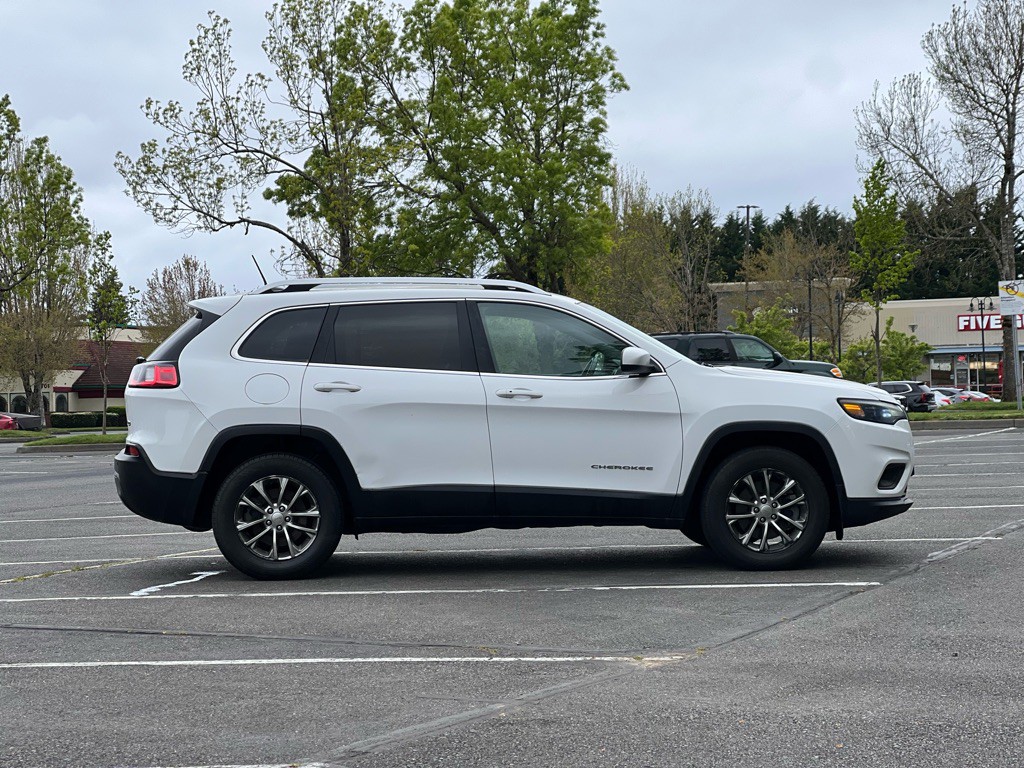 2019 Jeep Cherokee Image 6