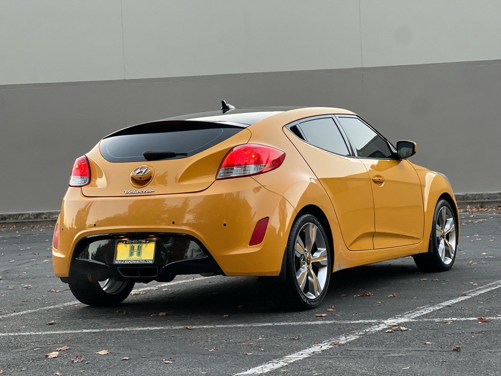 2012 Hyundai Veloster Image 5