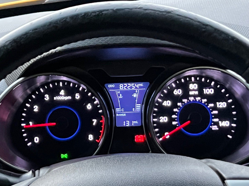 2012 Hyundai Veloster Image 14